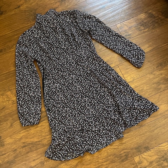 Joe Fresh Floral Long Sleeve Dress in size 4 - Picture 2 of 5